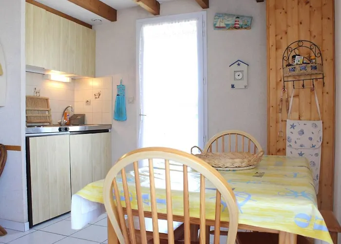 Сasa de vacaciones Maison Près La Rémigeasse Avec Jardinet - Fr-1-246a-201